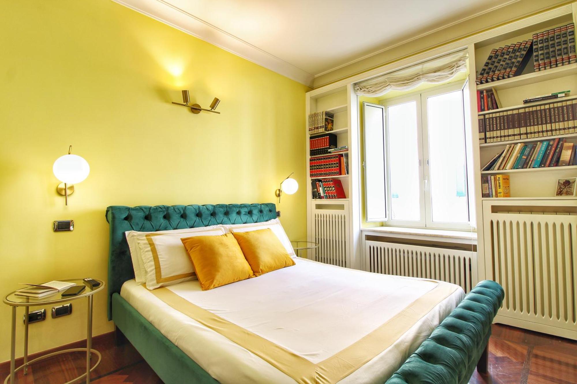 Large And Charming Apartment In Trastevere By Yourhost — Photos 2